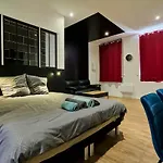 Baignoire Blaneo & Sauna 10 Minutes De La Gare Мини-отель