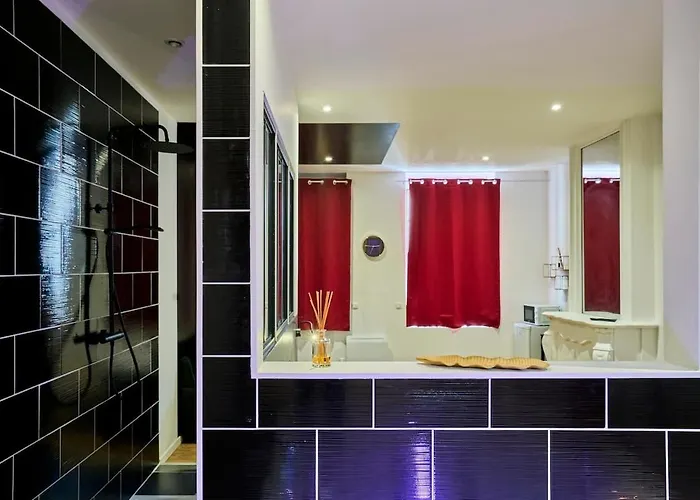 Baignoire Blaneo & Sauna 10 Minutes De La Gare * Tourcoing