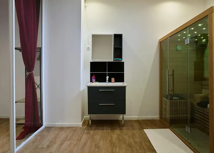Han/Misafirhane Baignoire Blaneo & Sauna 10 Minutes De La Gare